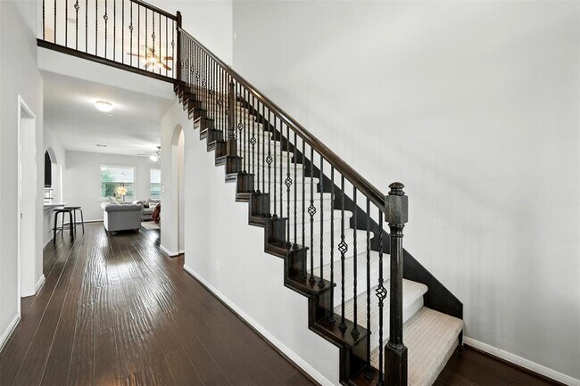 Building Photo - 6038 Jenna Wy