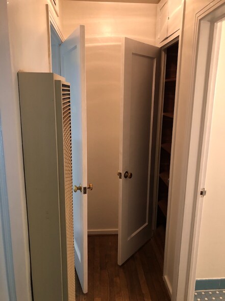 Building Photo - 1123 14th St