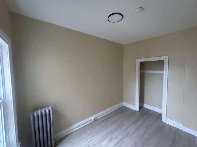 Building Photo - 1030A Elm St