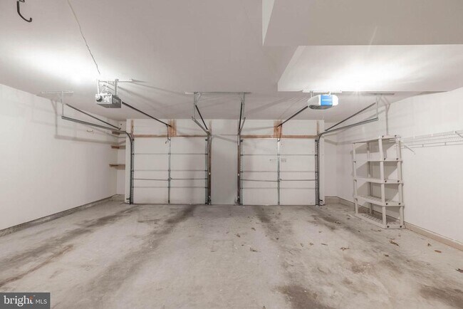 Building Photo - 2303 Sawtooth Oak Ct