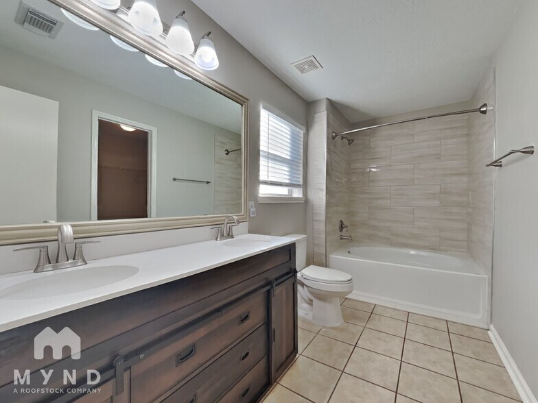 Building Photo - 21307 Shadow River Ln