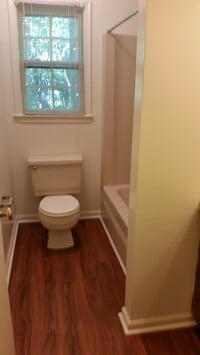 Building Photo - Two Bedroom apartment, with Deck, off of Timberlake, and close to 460