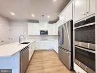 Building Photo - 1104 Dabney Dr