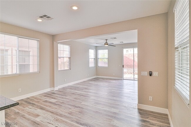 Building Photo - 2387 Brunswick Bay St