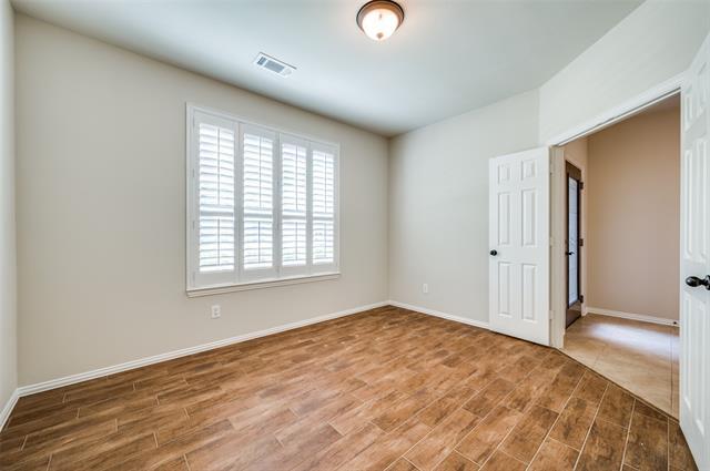 Building Photo - 5312 Grovewood Dr