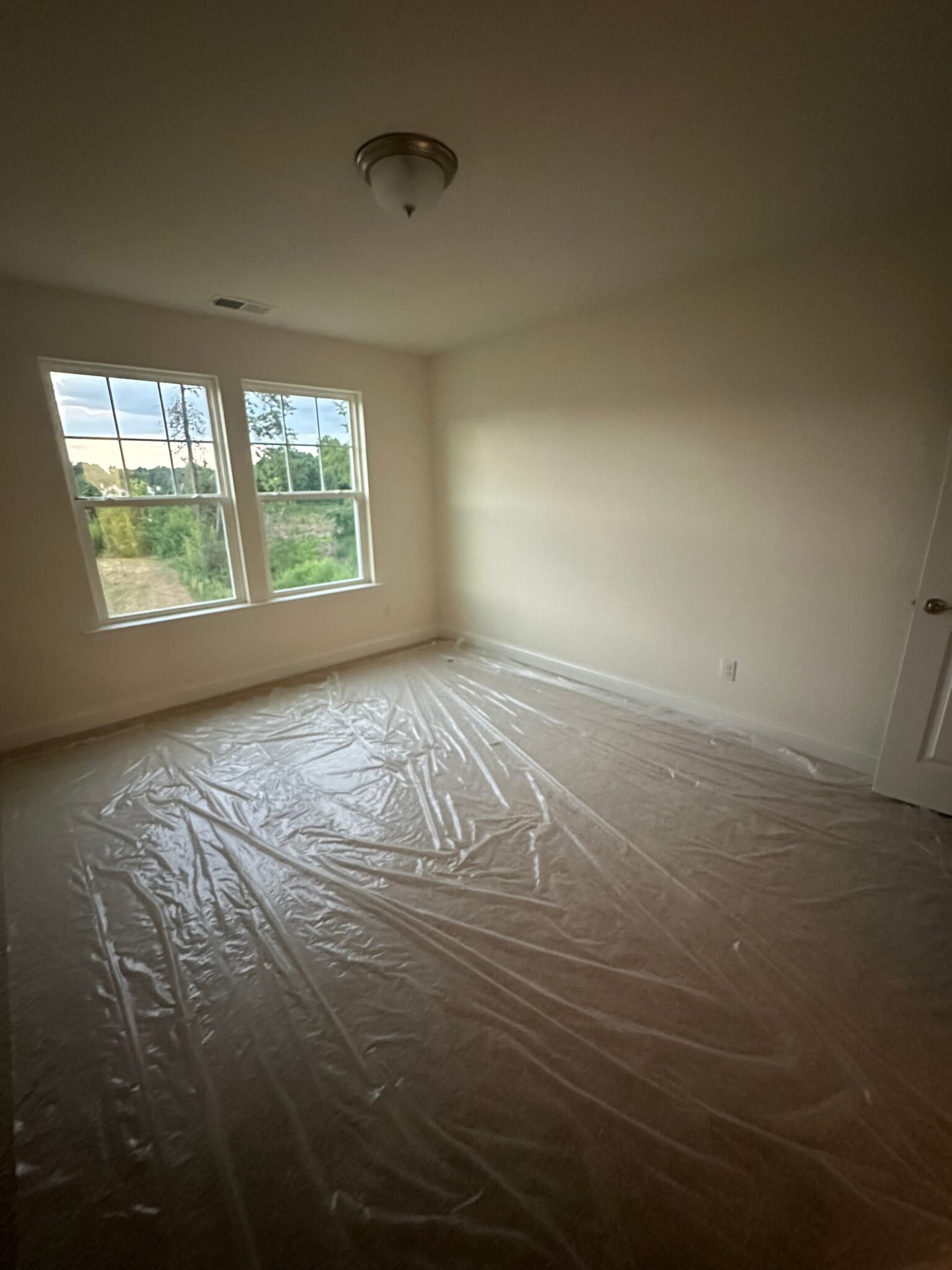 Building Photo - 38 Nailsworth St