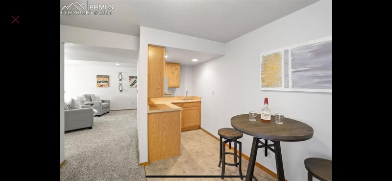 Building Photo - 9544 Waterbury Dr