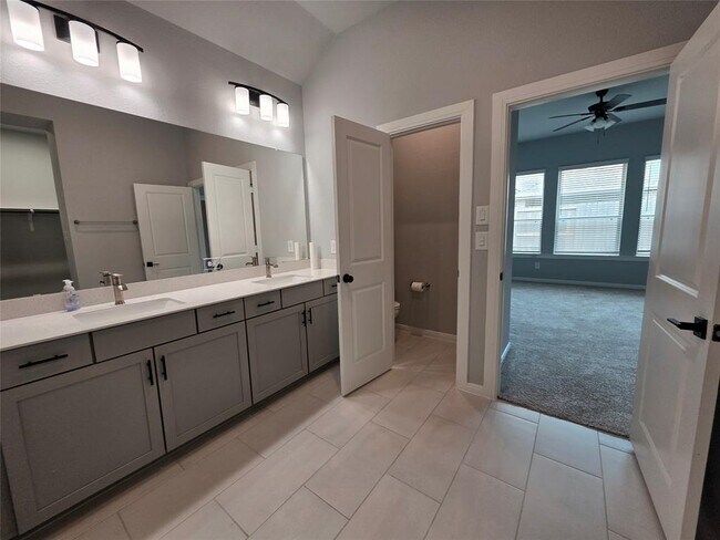 Building Photo - 18327 Midnight Stone Ln