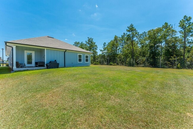 Building Photo - Modern Luxury Meets Everyday Comfort in This Beautiful 4 Bedroom!
