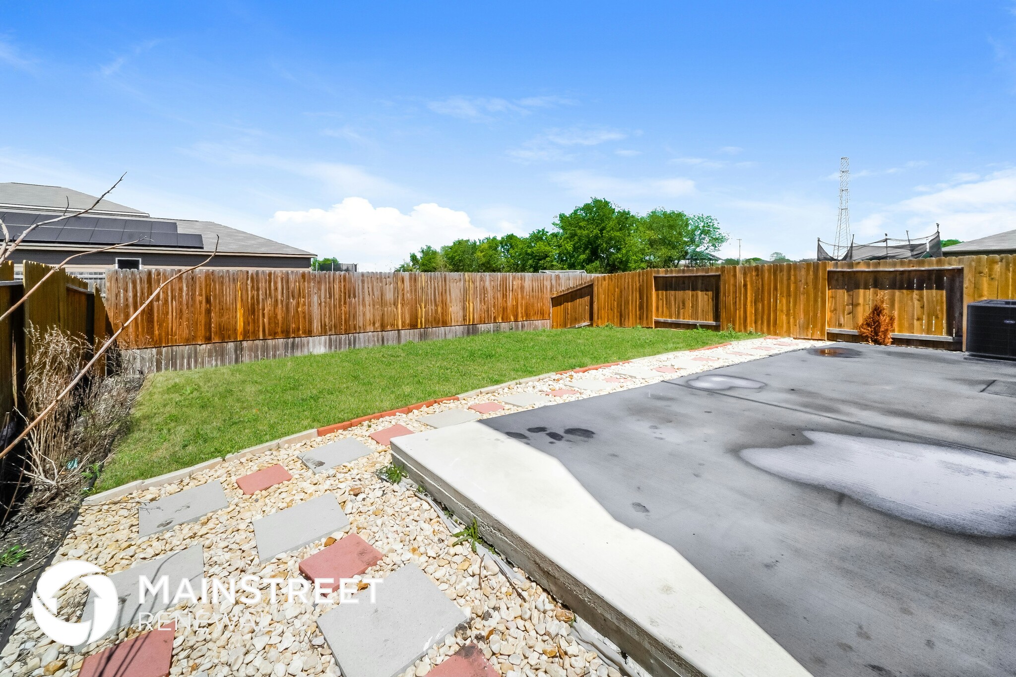 Building Photo - 4028 Northaven Trail