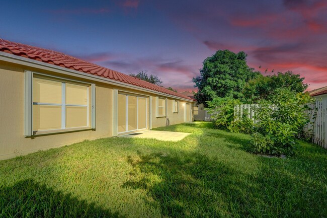 Building Photo - Great Single Family Home in Miramar