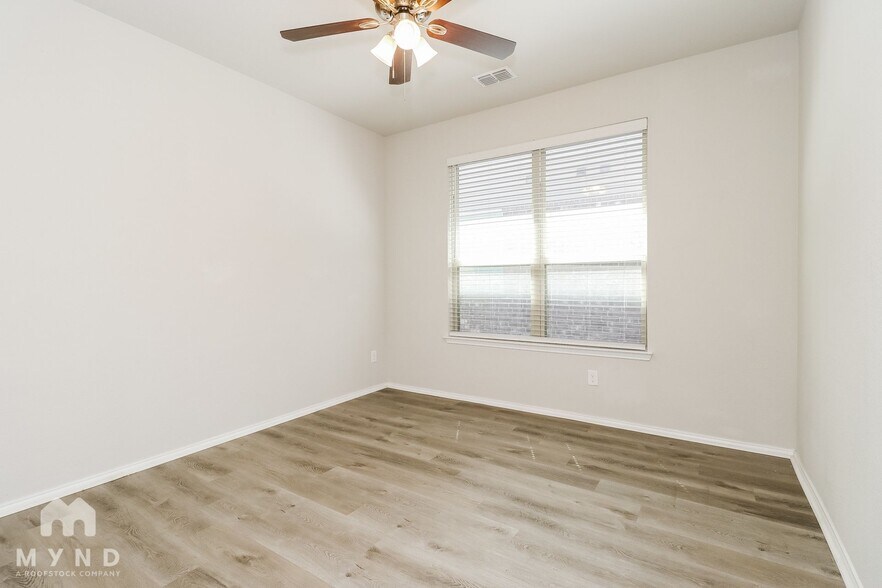 Building Photo - 6209 Jackstaff Dr