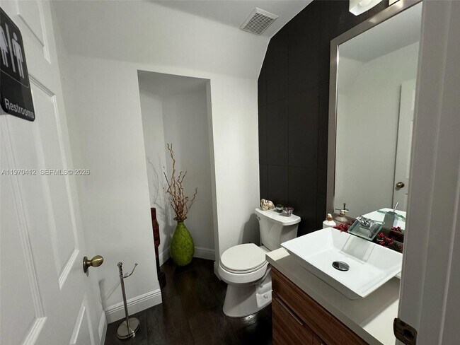 Building Photo - 10973 NW 53rd Ln