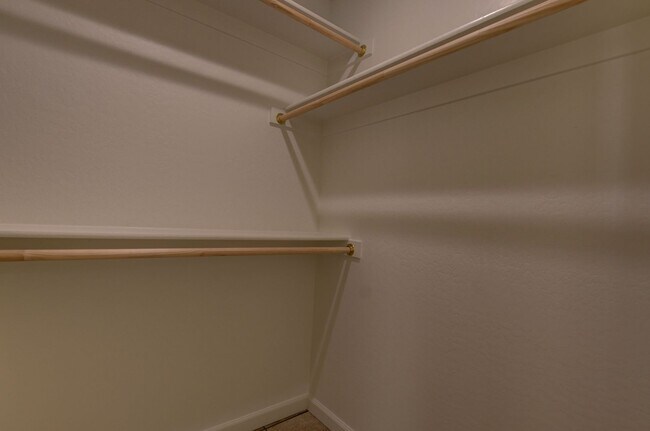 Building Photo - 3027 N Corrine Dr