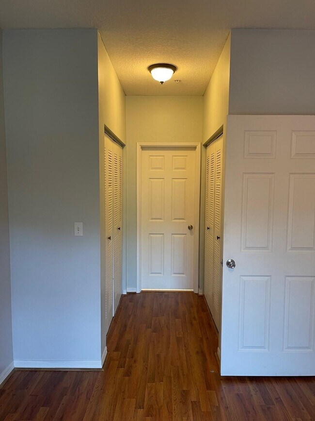 Building Photo - 510 Florida Club Blvd