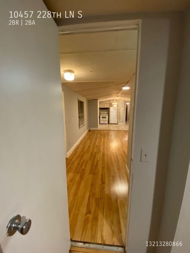 Building Photo - 10457 S 228th Ln