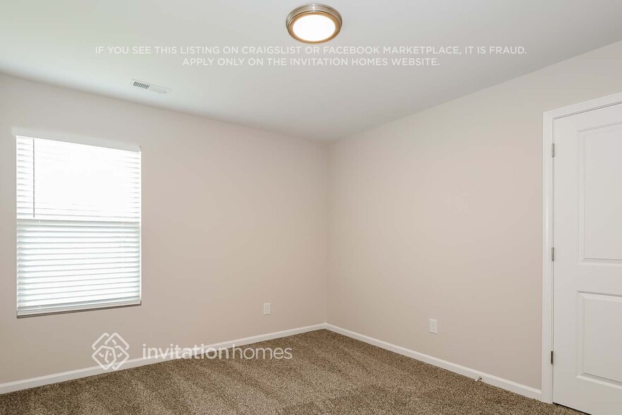 Building Photo - 10722 Candlestick Ct
