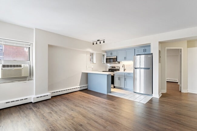 Building Photo - 4980 N Marine Dr