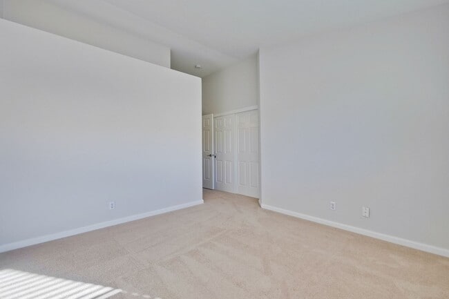 Building Photo - 4616 Hampton Falls Pl