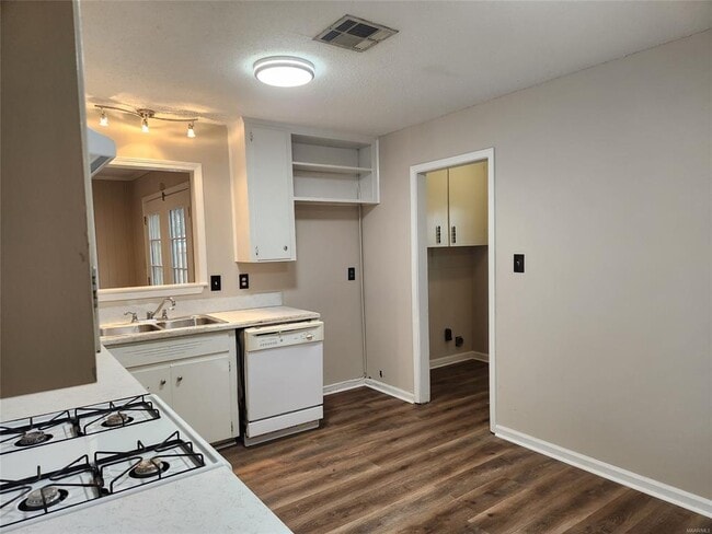 Building Photo - 278 Teri Ln