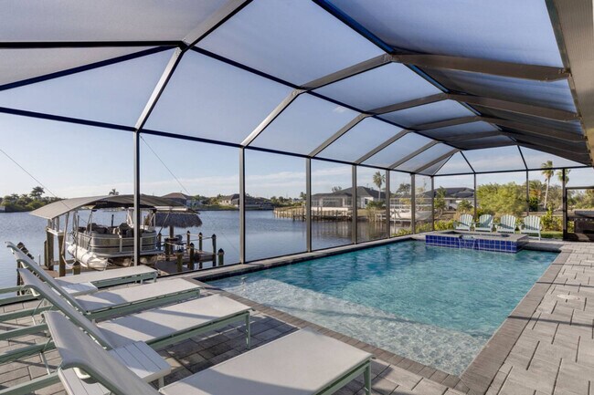 Building Photo - 1720 Burnt Store Rd N