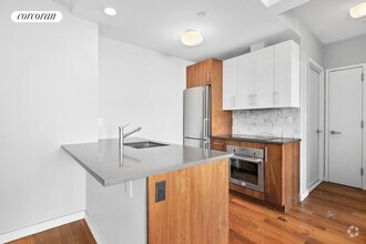 Building Photo - 801 Bergen St