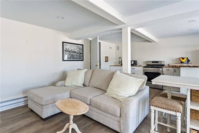 Building Photo - 1350 Bay Shore Blvd