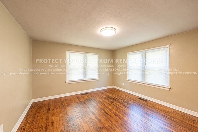 Building Photo - 1323 Garland Ave