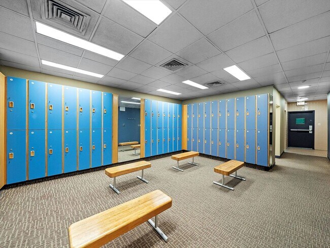 Building Photo - 211 E Ohio St