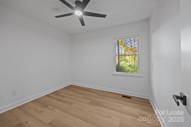 Building Photo - 6227 King George Dr