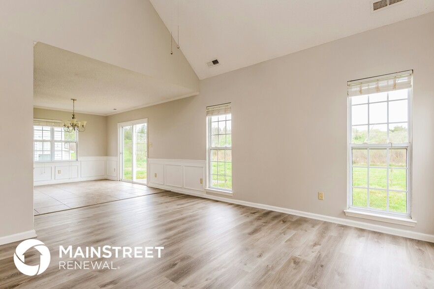 Building Photo - 5813 Bridgeway Dr