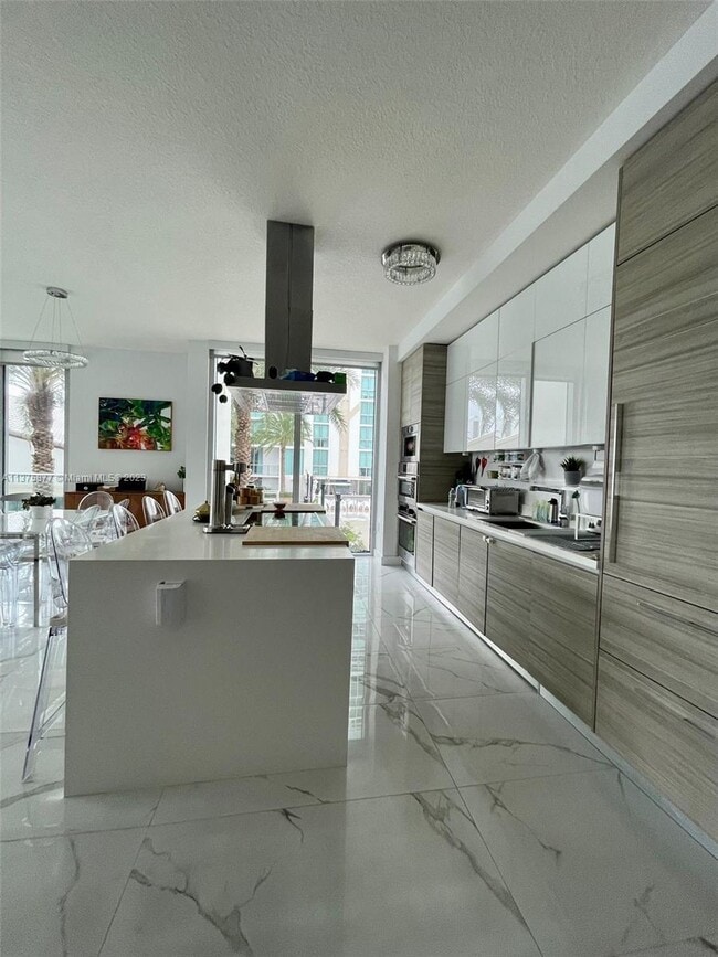 Building Photo - 330 Sunny Isles Blvd