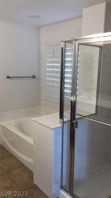 Building Photo - 11087 Village Crest Ln