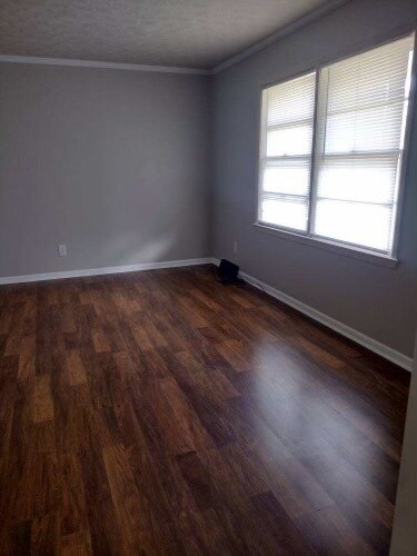 Building Photo - 2713 Murdock Ln