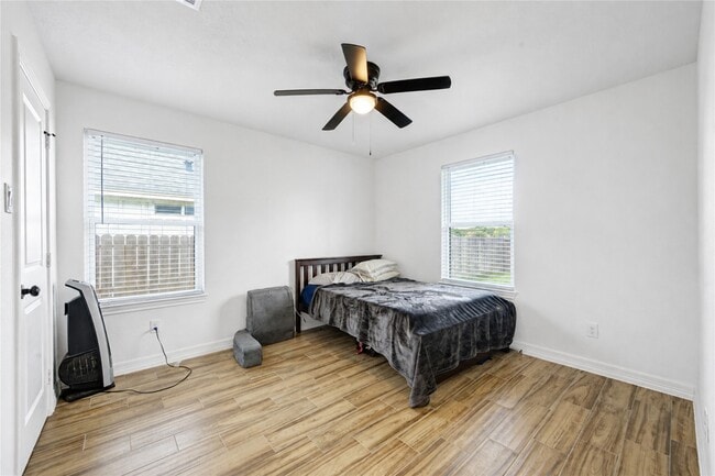 Building Photo - 7610 Avenue G
