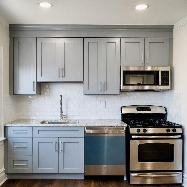 Building Photo - 69 W 39th St