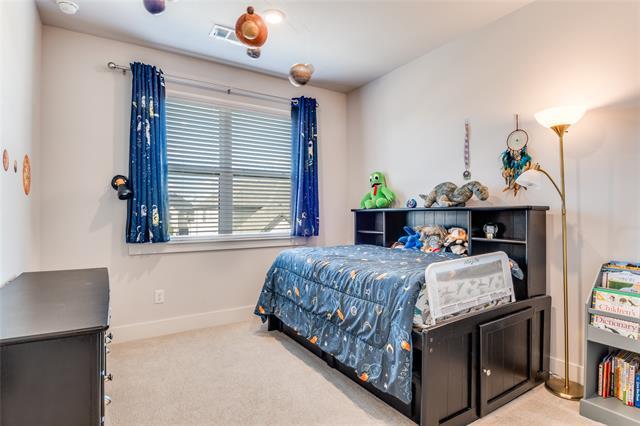 Building Photo - 3691 Rosemont Dr