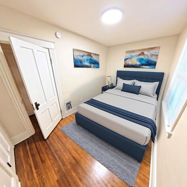 Building Photo - 308-310-310 Crosman Terrace