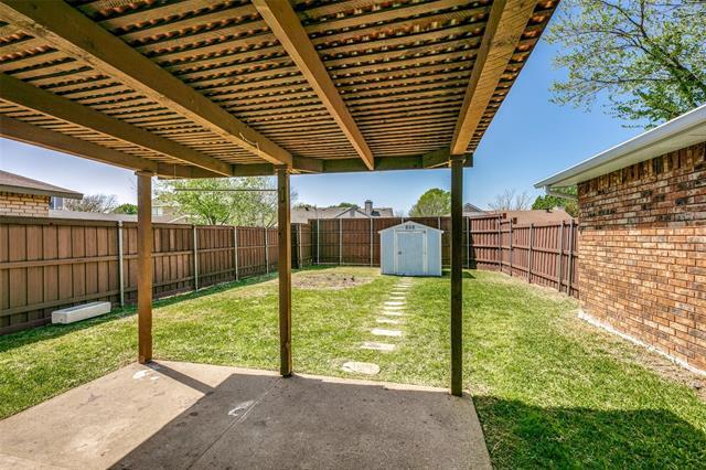 Building Photo - 1525 Meandering Way