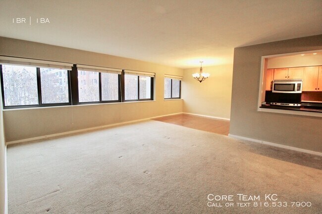 Building Photo - Winston Churchill Condo for Rent