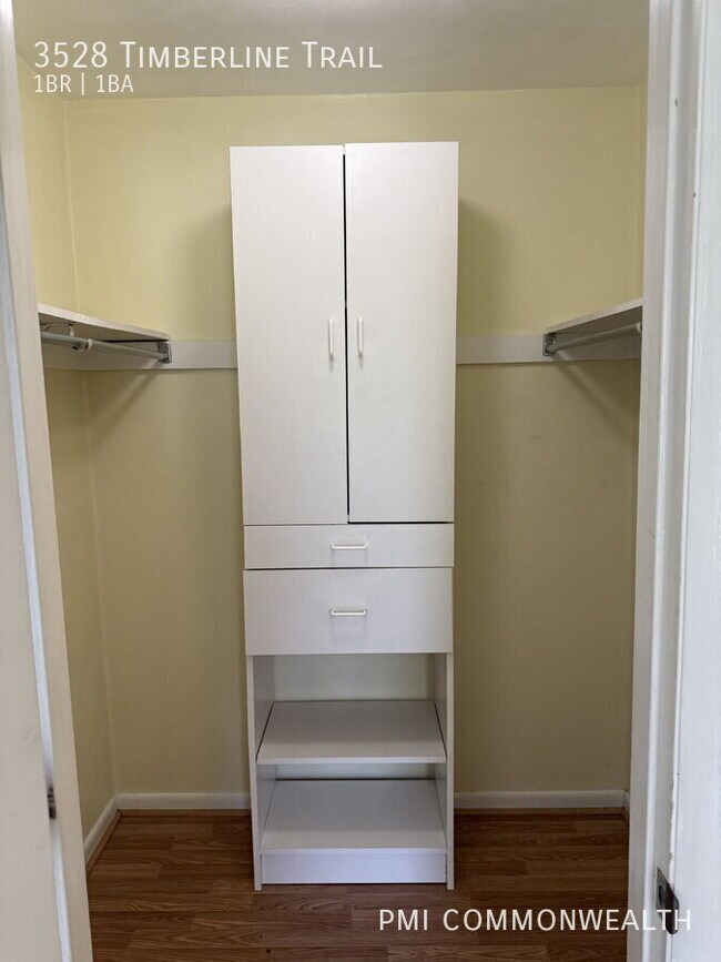 Building Photo - 3528 Timberline Trail