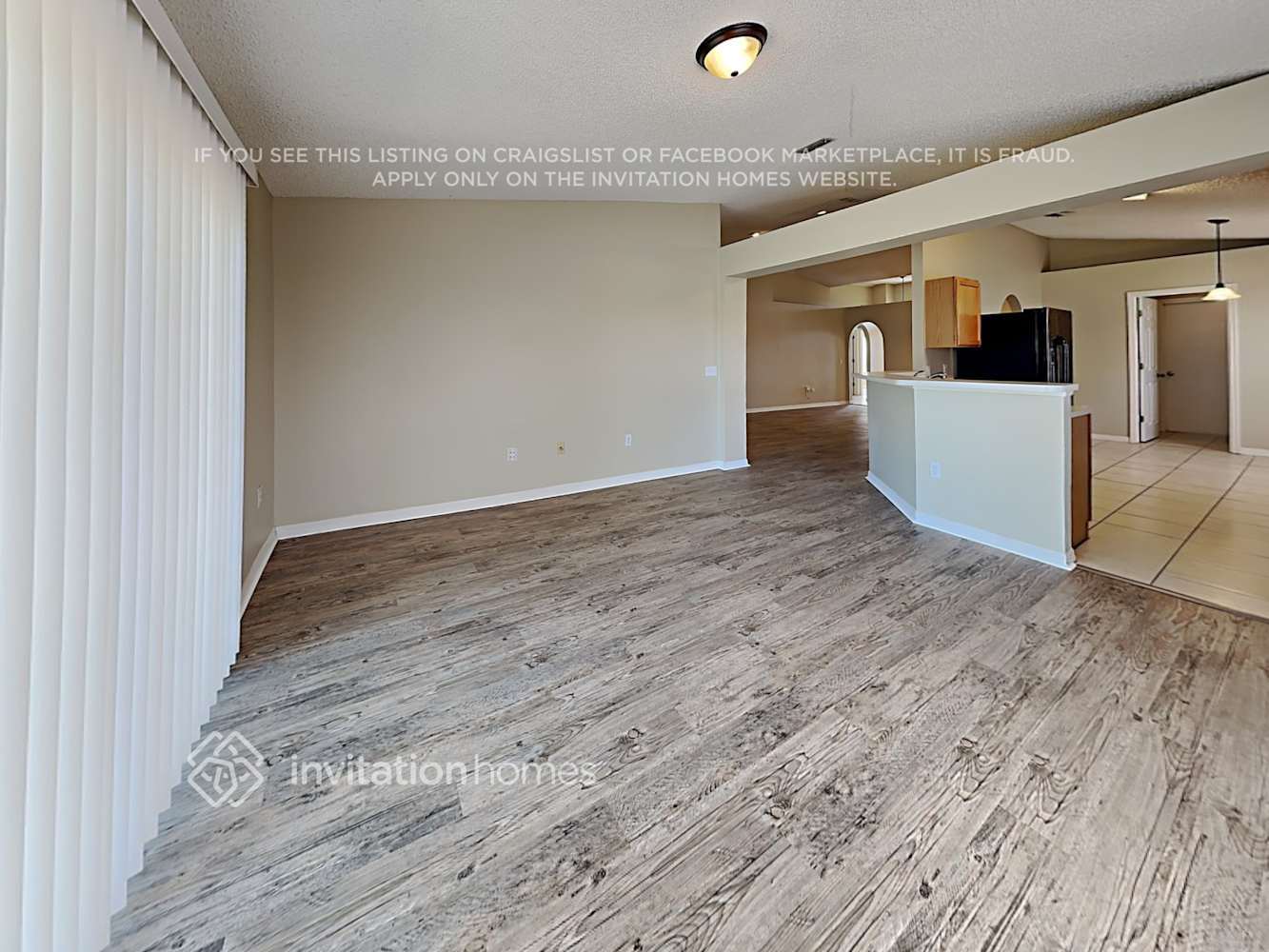 Building Photo - 15955 Wilkinson Dr