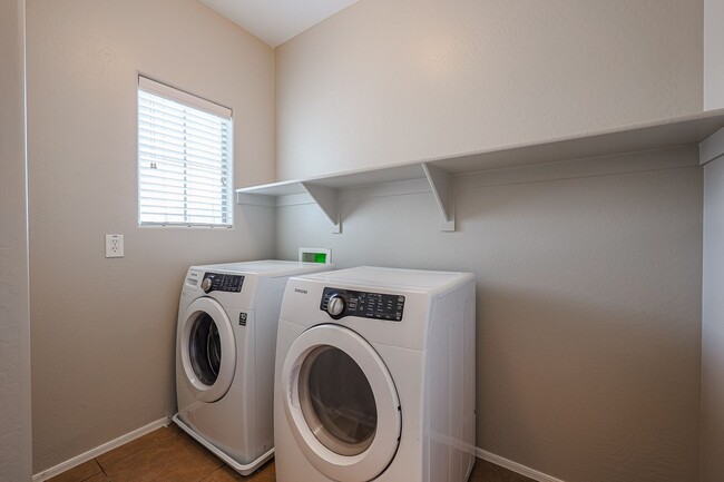 Building Photo - Coming Soon! 4 bed, 3.5 bath house in Stet...