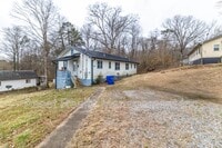 Building Photo - 219 Highland Ave