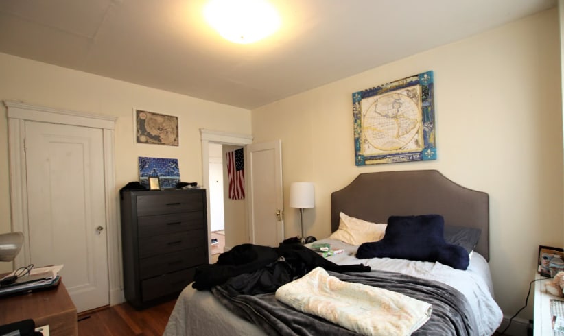 Building Photo - 1999 Commonwealth Ave