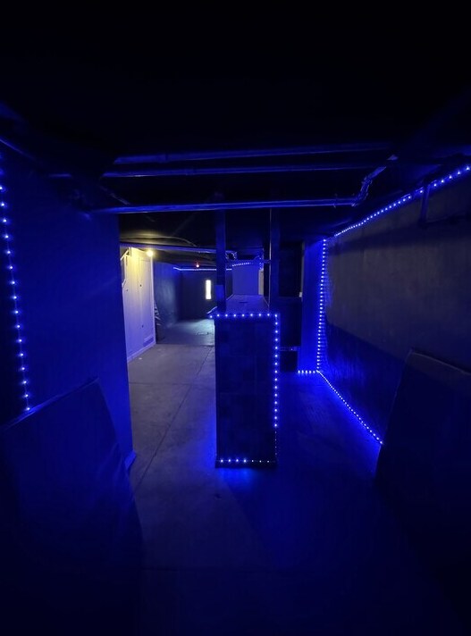 Building Photo - 1939 Plymouth St