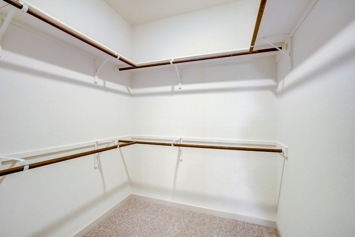 Building Photo - 131 Big Sandy Creek Dr