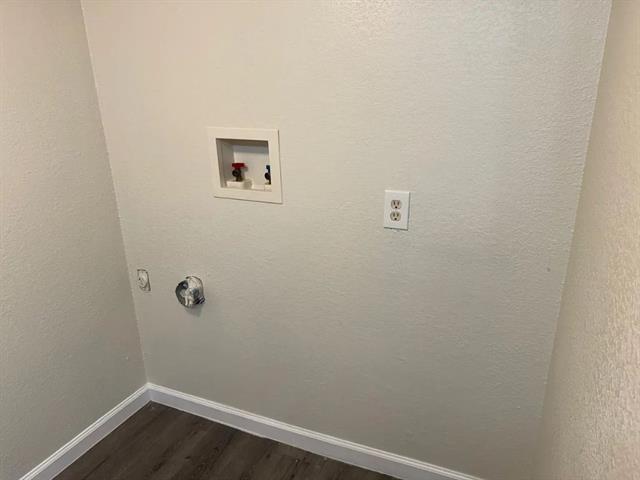 Building Photo - 509 W Coffin St