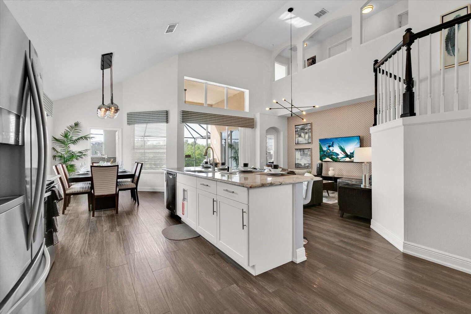Building Photo - 8131 Sun Palm Dr
