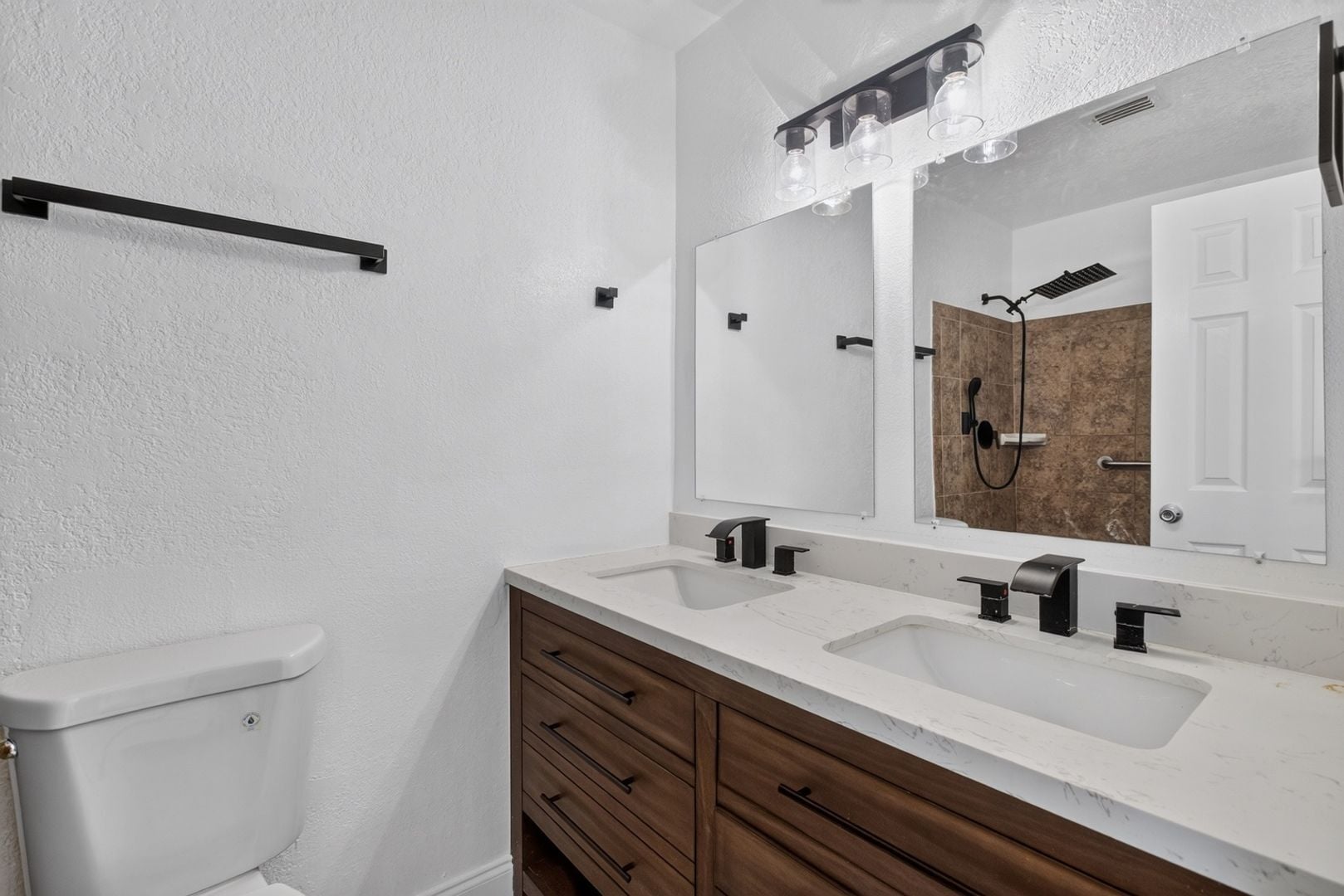 Building Photo - 659 Montego Bay Ct